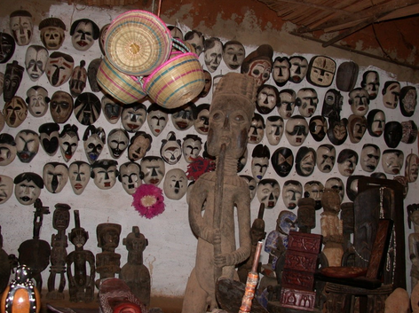 Atelier, Foumban Artisanat, Cameroon, 2002.